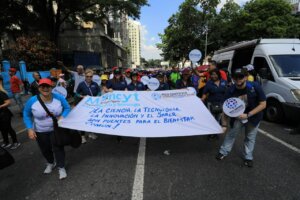 Trabajadores del Mincyt conmemoraron el 1° de mayo y reiteraron su compromiso con el desarrollo productivo del país