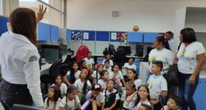 Niños y niñas aprenden sobre telecomunicaciones y ciencias espaciales en la ABAE-Guárico gracias a la Ruta Científica