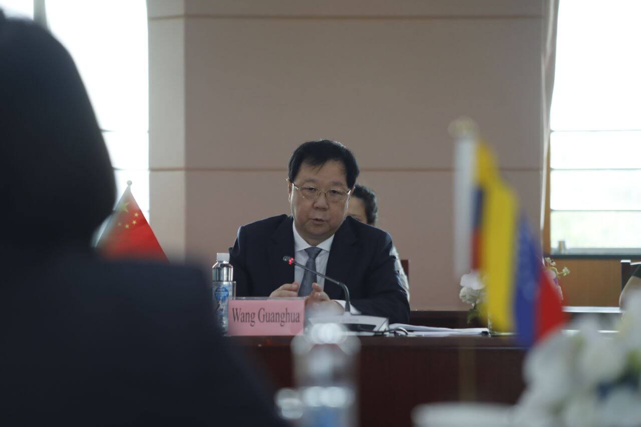 Ministro de Recursos Naturales de China valora acuerdos con Venezuela en ciencia y tecnología
