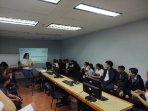 Estudiantes de bachillerato reciben formación tecnológica a través de Conati en Miranda