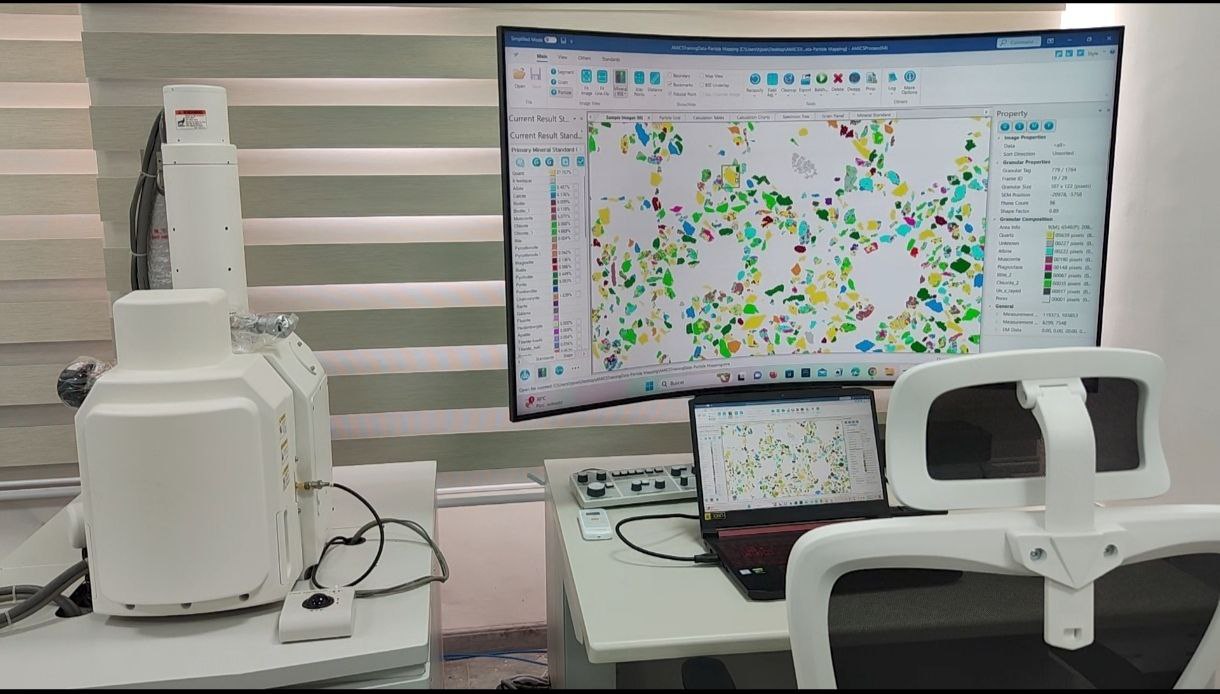 Gobierno Nacional inauguró laboratorio de Microscopía Electrónica de Barrido