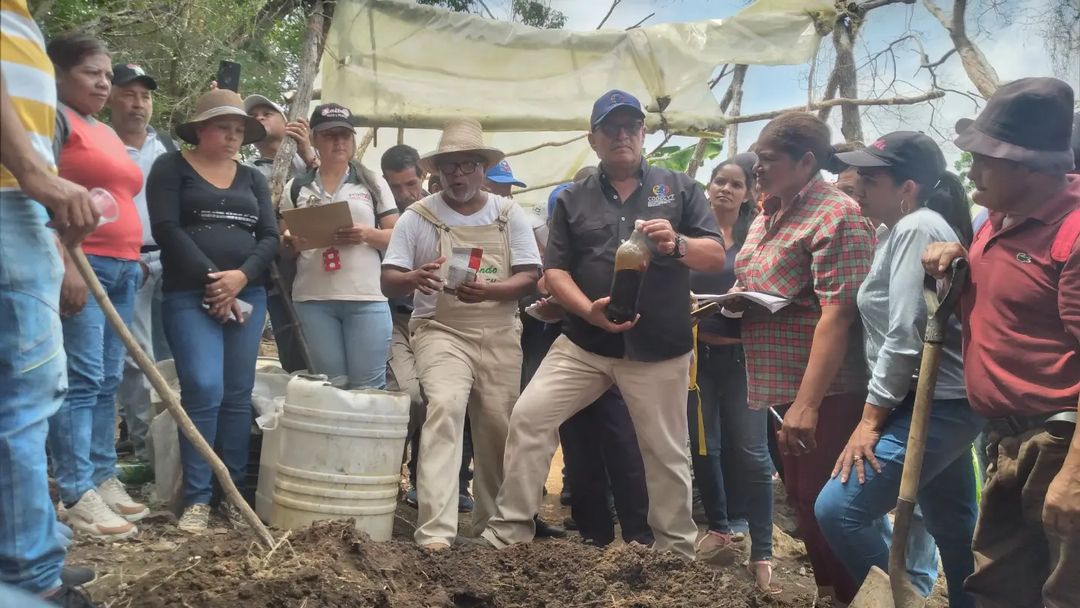 Promueven cultivo de productos orgánicos en la Sierra de Falcón