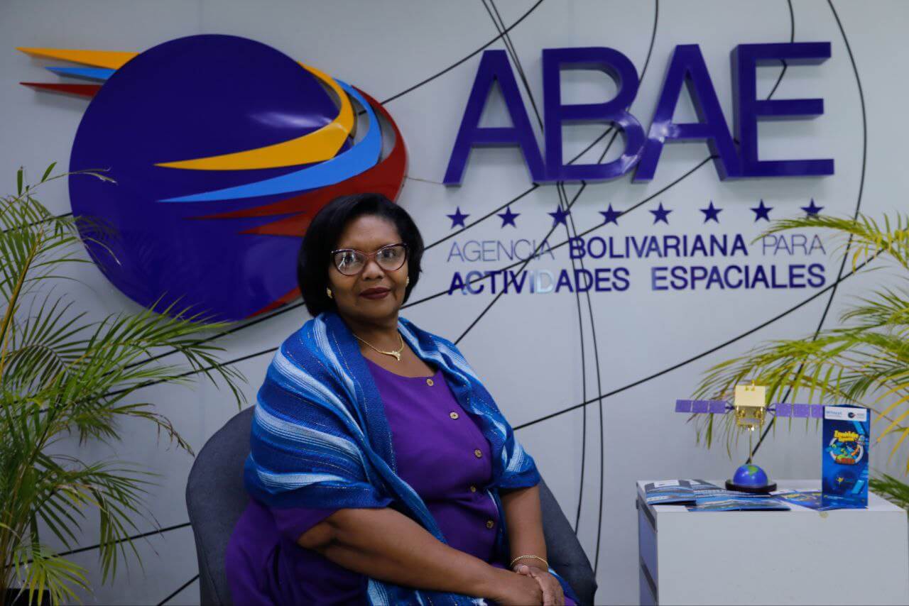 Ministra Gabriela Jiménez Ramírez resalta el trabajo de la ABAE en pro del desarrollo espacial de Venezuela