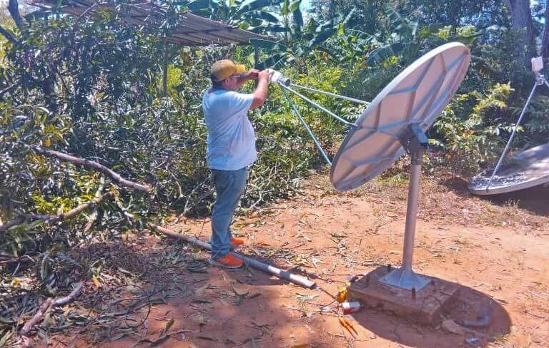 Amazonas | Infocentros de Puerto Ayacucho reciben nuevas antenas satelitales