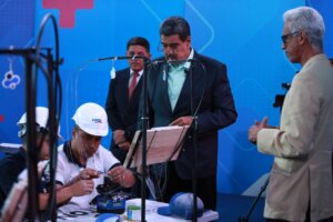 Presidente Maduro autoriza oferta pública para implementar tecnología 5G en el país