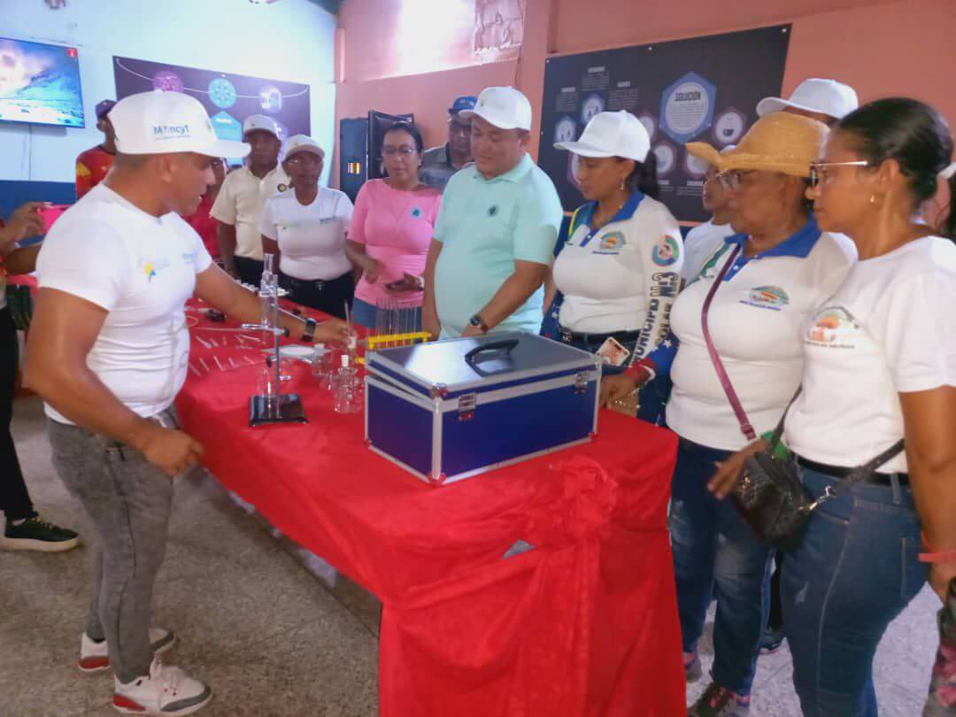 Instalan modernas salas de ciencias en instituciones educativas de Apure