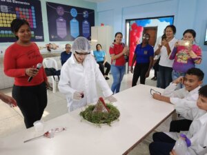 Inaugurada sala de ciencias en Complejo Educativo Nacional «Parmanacay» en Aragua