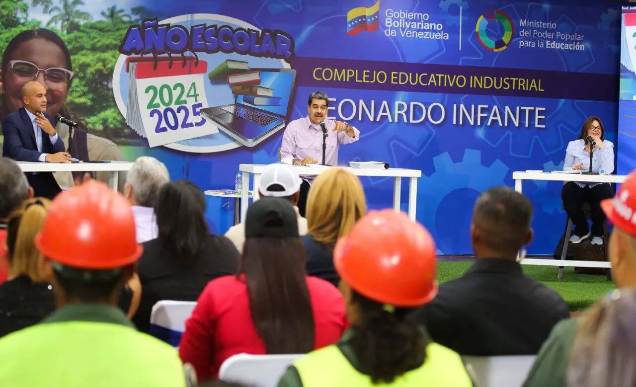 Presidente Nicolás Maduro destaca trabajo de las Bricomiles en la recuperación de instituciones educativas del país