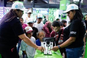 Niños y niñas de Amazonas continúan recorrido educativo por espacios científicos y tecnológicos