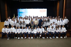 Semilleros Científicos participan en taller sobre manejo de emociones rumbo a Olimpiada Mundial de Robótica en Türkiye