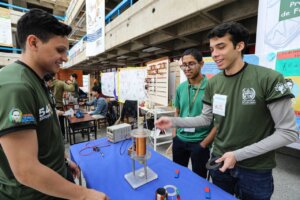 Más de 300 expositores dicen presente en el XXIV Encuentro con la Física, Química, Matemática y Biología en Mérida