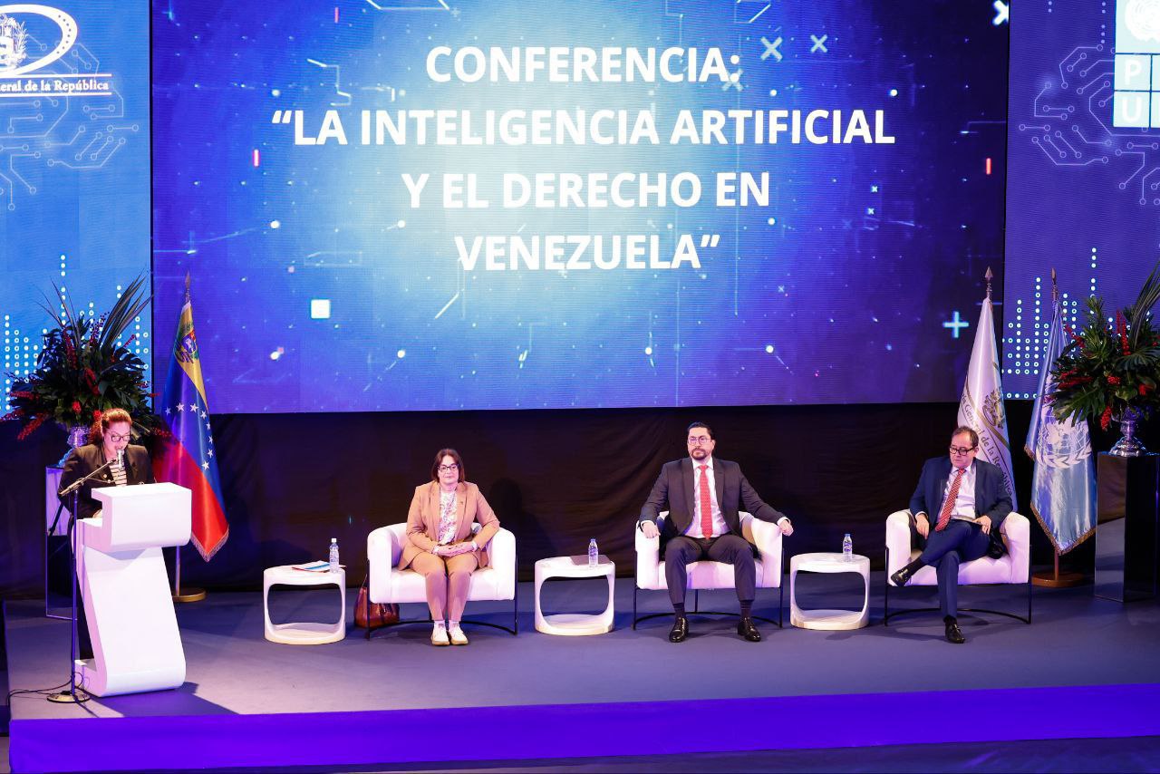 Analizan importancia y desafíos de la Inteligencia Artificial en el marco jurídico venezolano