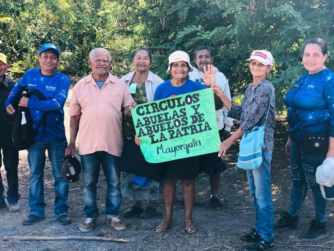 En este momento estás viendo Alianza Científico-Campesina asesora a adultos mayores en proyectos agroecológicos