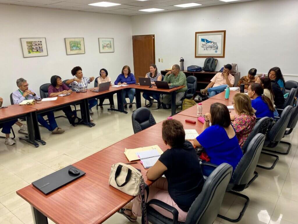 Mincyt promueve participación en convocatoria de proyectos de investigación socio-ambientales
