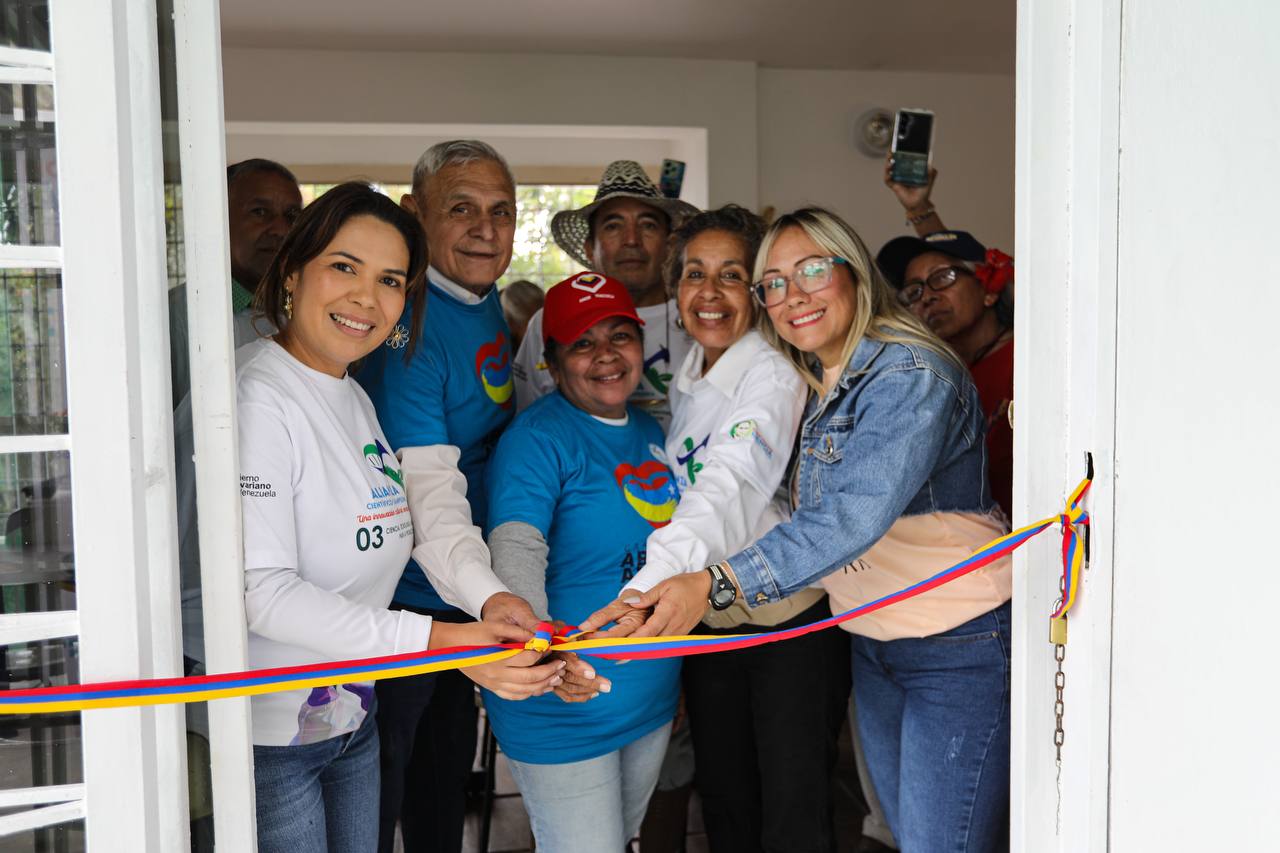 En este momento estás viendo Miranda | Inaugurado Centro de Producción de Plántulas de Hortalizas en Casa de los Abuelos Juana Ramírez La Avanzadora