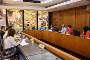 Lee más sobre el artículo Evalúan políticas científicas para el fortalecimiento de planes y acciones del sector