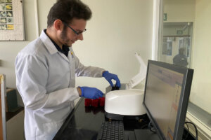 Lee más sobre el artículo Inzit avanza en la investigación de nanomateriales con técnica FTIR