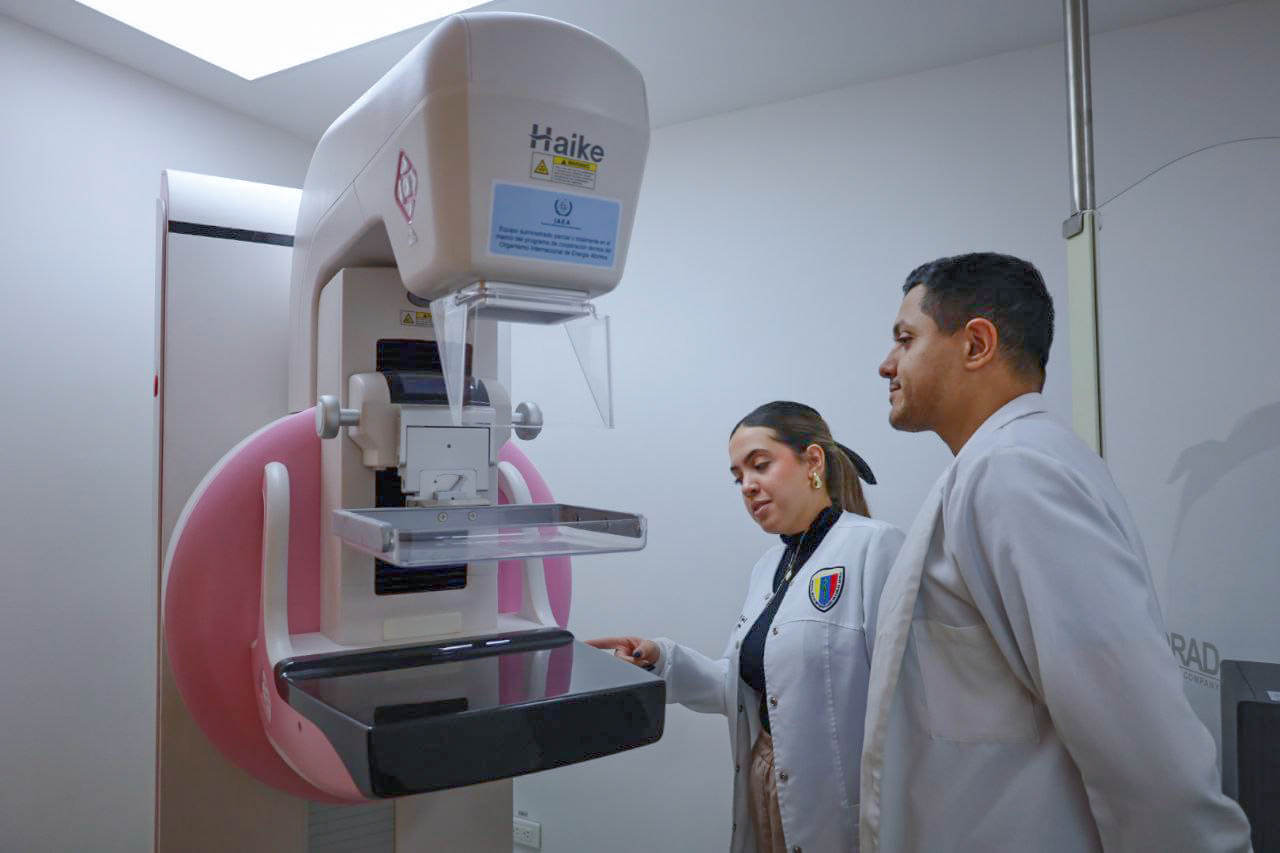 En este momento estás viendo Tecnologías nucleares adquiridas a través del OIEA fortalecen sistema de despistaje de cáncer de mama