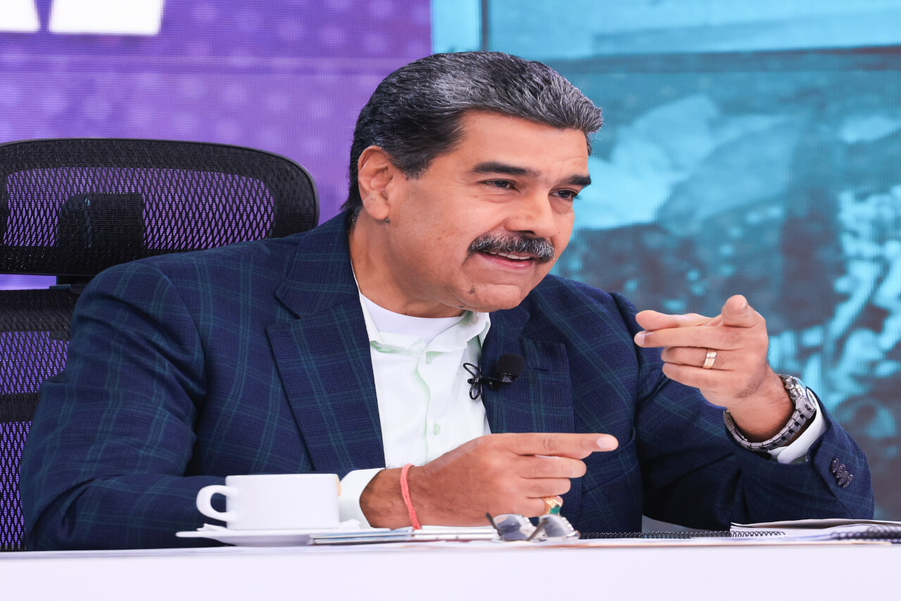 Lee más sobre el artículo Presidente Maduro destaca compromiso de la comunidad científica para formar a las nuevas generaciones