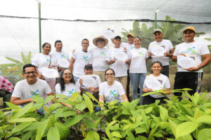 Lee más sobre el artículo Alianza Científico – Campesina potencia producción de cacao criollo en Mérida