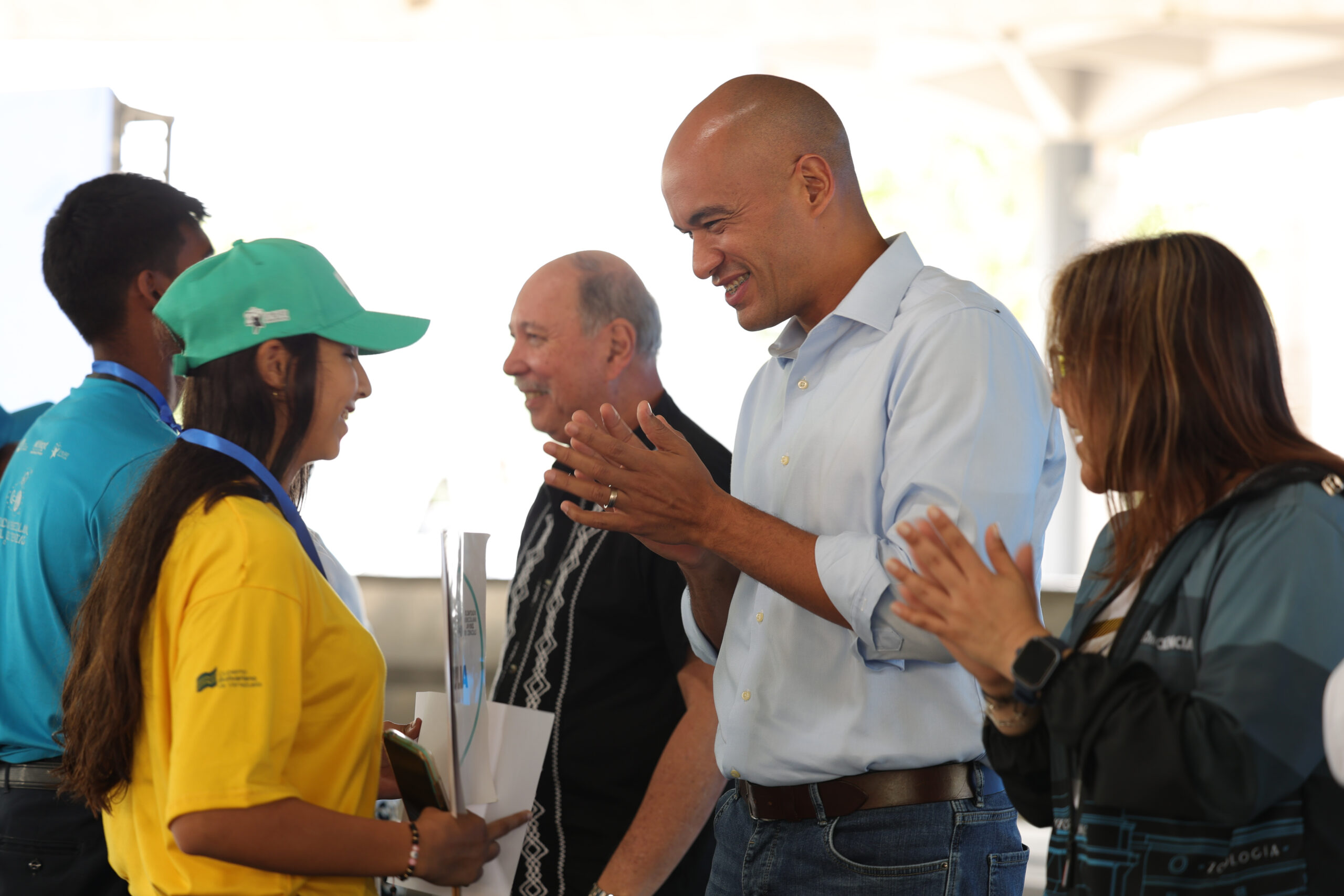 Lee más sobre el artículo Premian a jóvenes talentos en la I Olimpiada Venezolana Juvenil de Ciencias