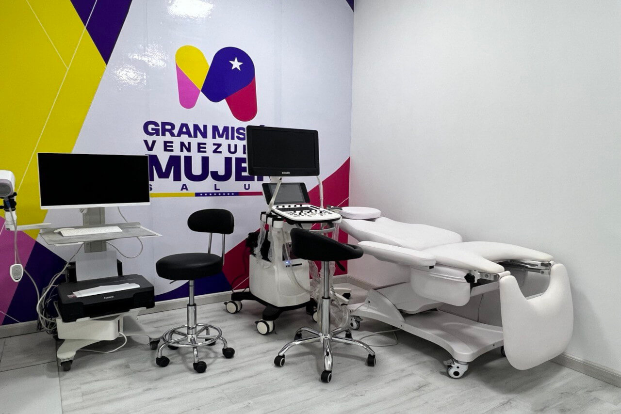 En este momento estás viendo Gobierno venezolano inaugura la Unidad de Atención Integral a la Mujer en Miranda
