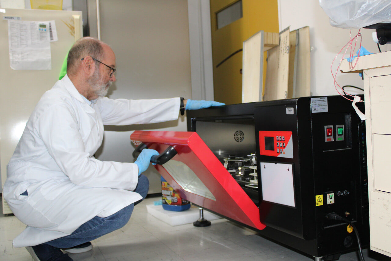 En este momento estás viendo Investigadores del IDEA diseñan estuches de marcadores de proteínas gracias al aporte LOCTI