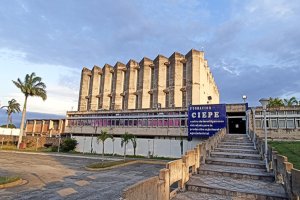 Lee más sobre el artículo Mincyt y Fundación Ciepe invitan a simposio sobre la evolución e impacto de alimentos envasados