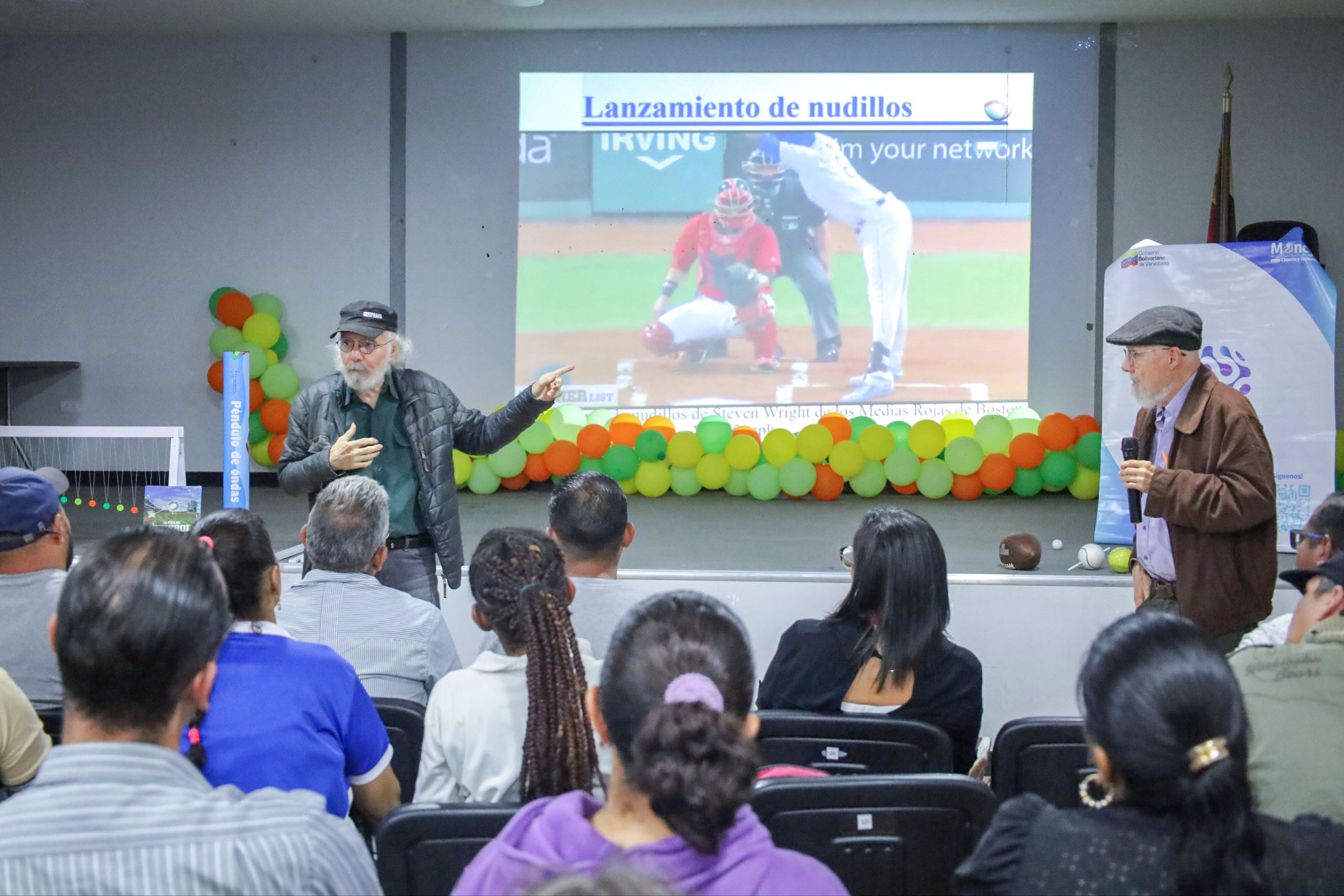 En este momento estás viendo Béisbol y física una nueva estrategia para enamorar a docentes y estudiantes