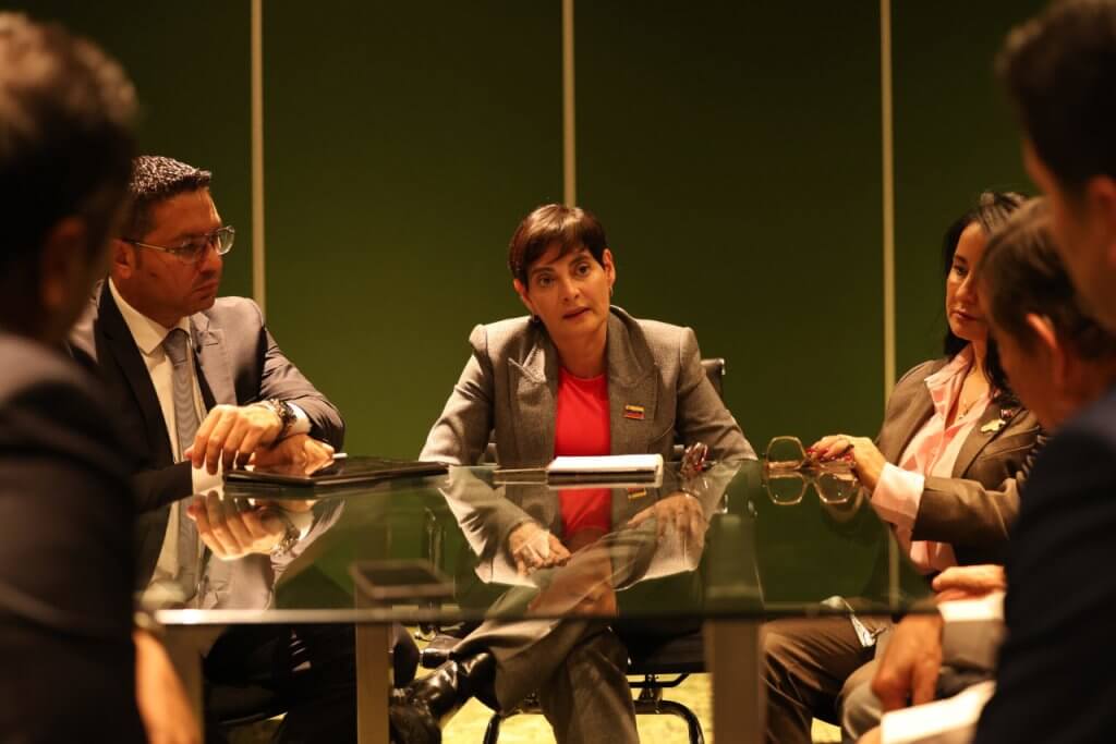 Ministra Gabriela Jiménez Ramírez sostuvo encuentro con destacados científicos de México