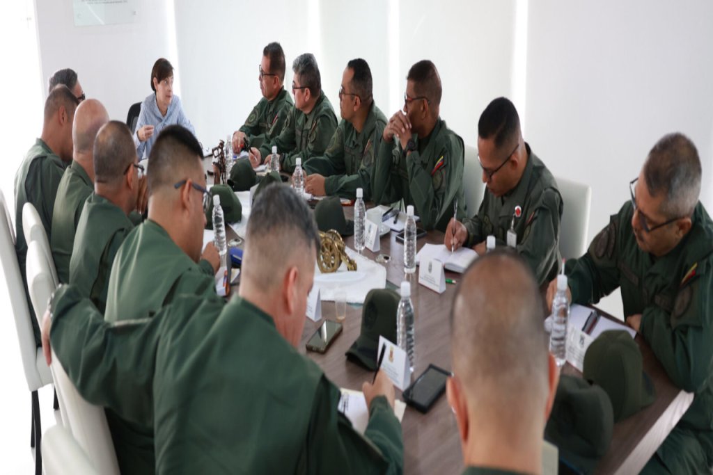 Afinan agenda para funcionamiento del Centro Nacional de Defensa y Seguridad Cibernética