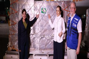 Lee más sobre el artículo Venezuela recibe otras 23 toneladas de insumos médicos desde Brasil para garantizar Programa de Hemodiálisis y Nefrología