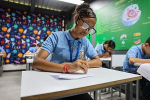Lee más sobre el artículo Ministra Gabriela Jiménez celebra gran participación juvenil en las Olimpiadas Venezolanas de Astronomía 2026