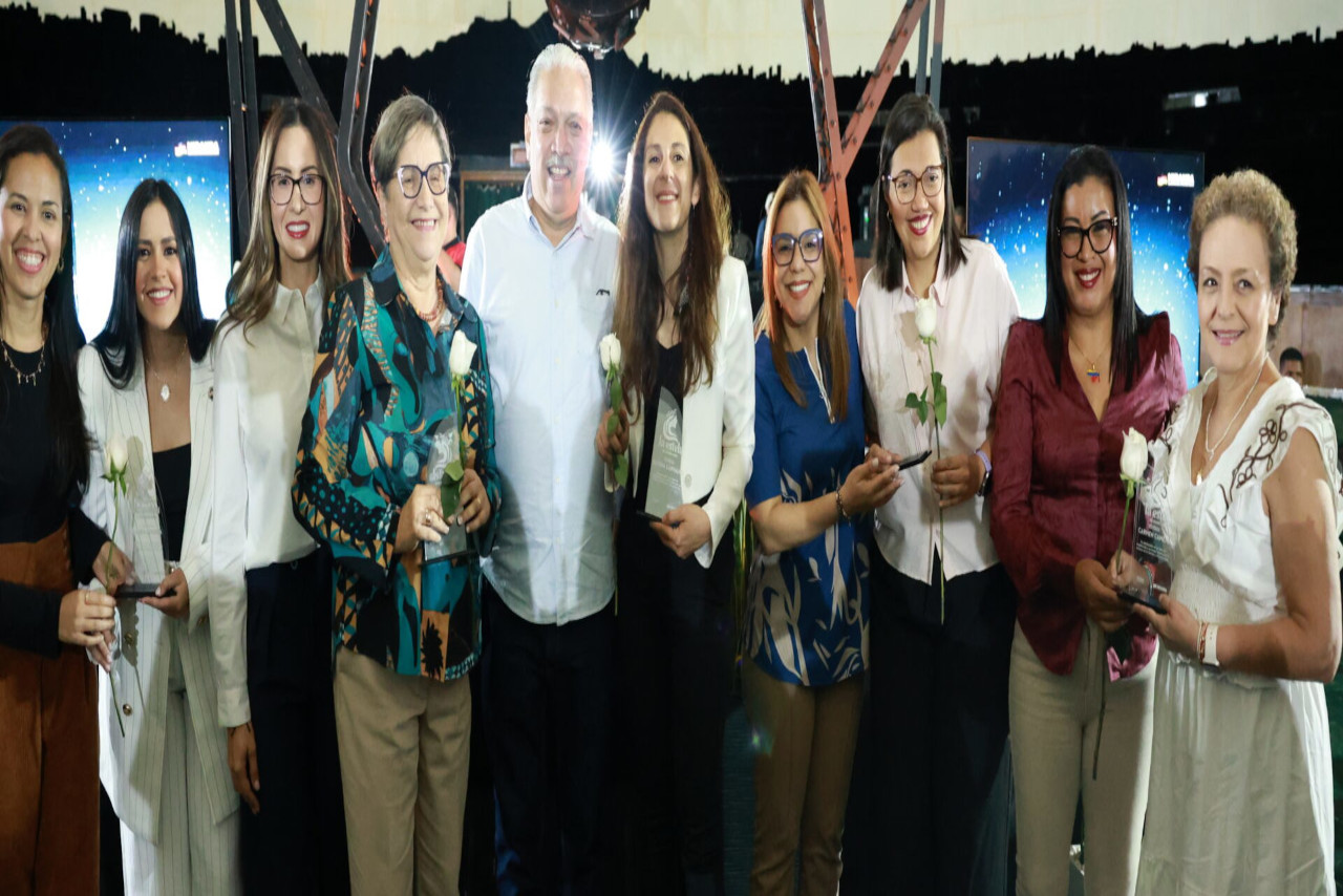 En este momento estás viendo Gobierno de Miranda entrega premio “La Estela” 2026 para honrar el talento de mujeres y niñas en la ciencia