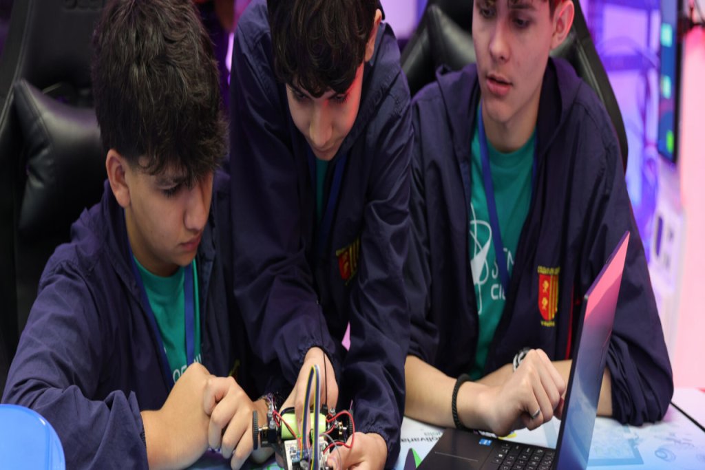Extienden plazo para inscripciones en Olimpiadas de Robótica Creativa 2026