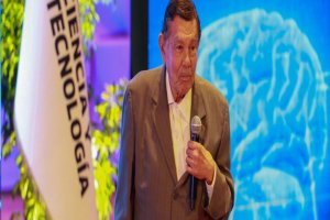 Lee más sobre el artículo Expertos de México exponen en Caracas su visión sobre la soberanía de hardware y el poder de la ciencia de datos