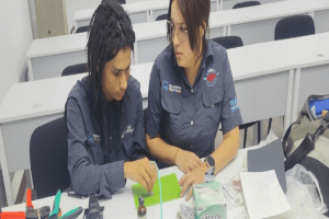 Lee más sobre el artículo Profesionales del Cendit lideran modernización de las redes de fibra óptica en Fundación IDEA