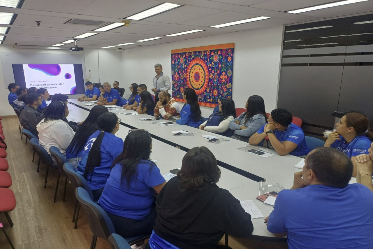 En este momento estás viendo Fonacit impulsa la transformación digital con formación estratégica en Inteligencia Artificial para su fuerza laboral