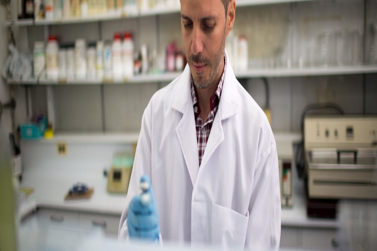 En este momento estás viendo Investigador del IVIC revoluciona la inmunoterapia y el tratamiento antiparasitario