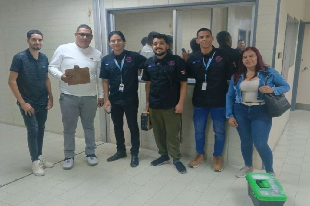 Cayapa Heroica recupera el área de emergencia neonatal del Hospital Victorino Santaella en Miranda