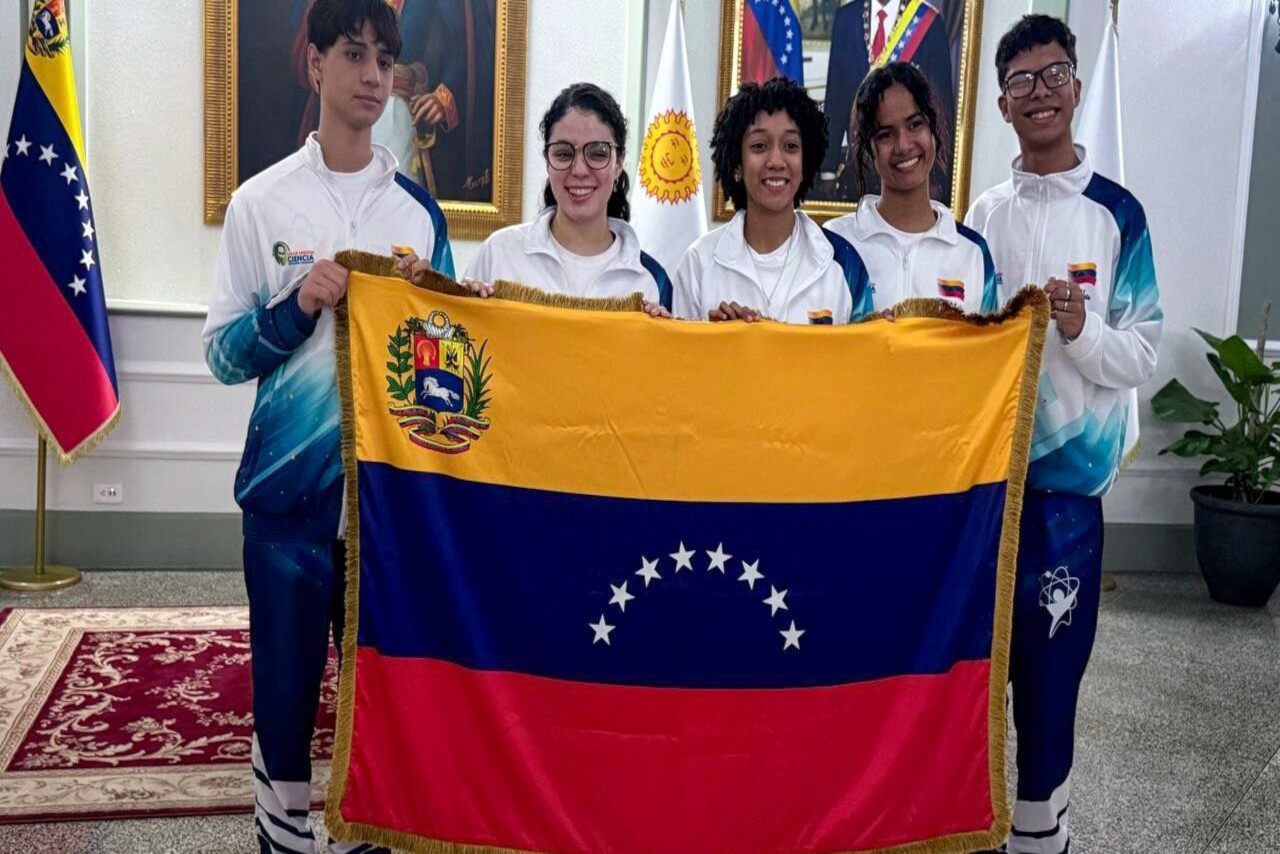 Lee más sobre el artículo Venezuela rumbo a la Olimpiada Internacional Abierta de Biología 2026 en Rusia