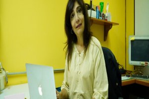 Lee más sobre el artículo Mónica Contreras impulsa la investigación de la microbiología y el microbioma desde el IVIC