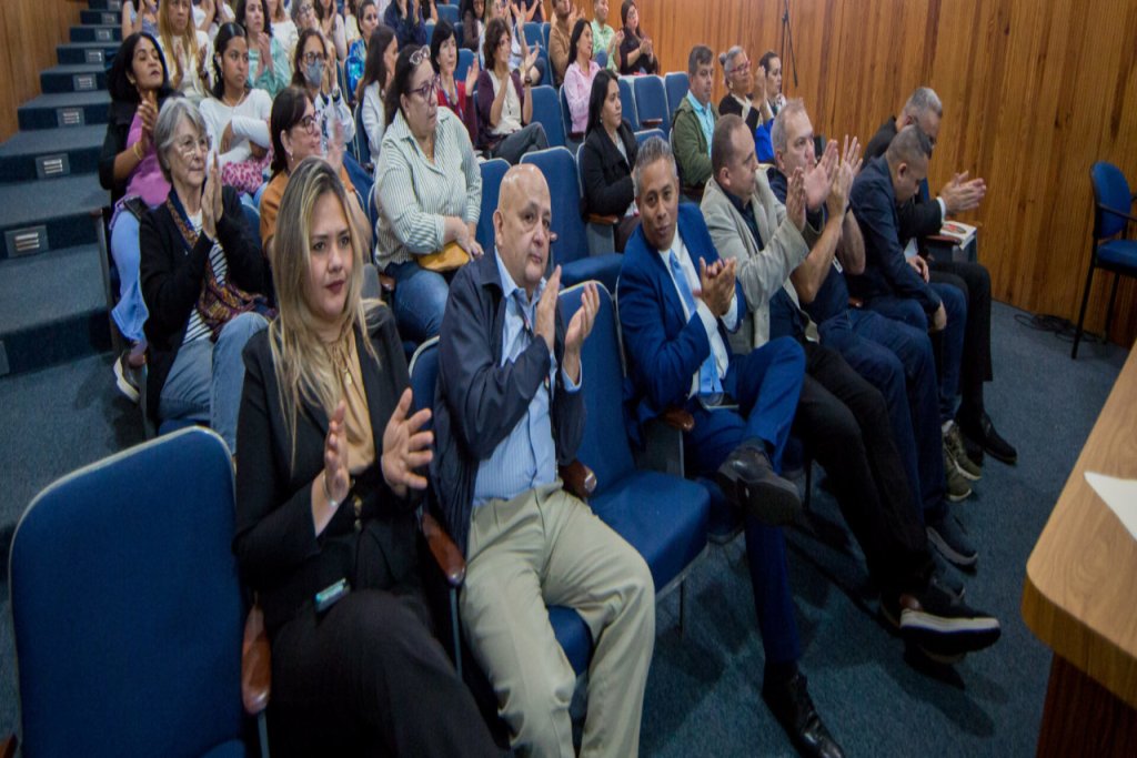 Centro de Estudios Avanzados del IVIC celebra 55 años como motor de la formación científica nacional