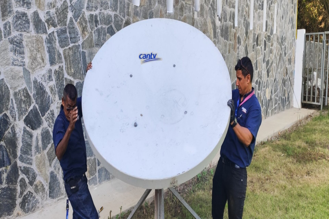 En este momento estás viendo Cantv garantiza conectividad satelital en zonas afectadas de La Guaira tras sismos