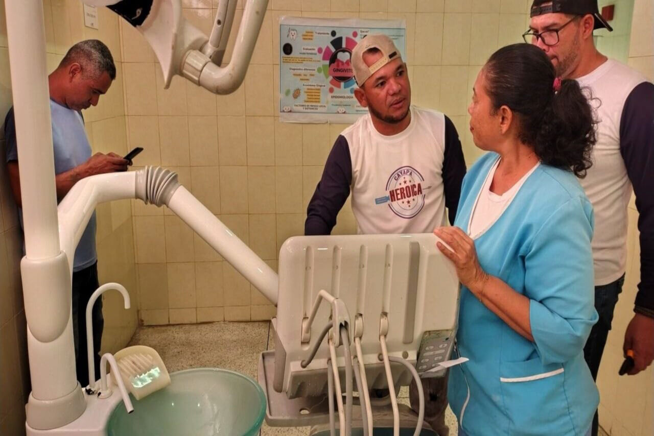En este momento estás viendo Plan Cayapa Heroica optimizó equipamiento del Centro Odontológico Misión Sonrisa en Sucre