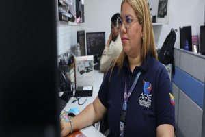 Lee más sobre el artículo Dafherlyn Briceño: Liderazgo femenino al servicio de la observación espacial en la ABAE