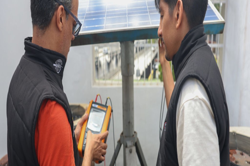 Cendit fortalece la soberanía energética con proyecto de caracterización de paneles fotovoltaicos