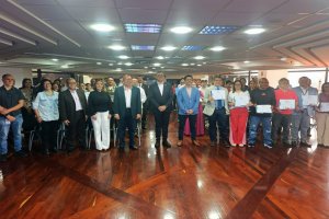 Lee más sobre el artículo El Fonacit participó en la conmemoración del 19.° aniversario de la Agencia Bolivariana para Actividades Espaciales