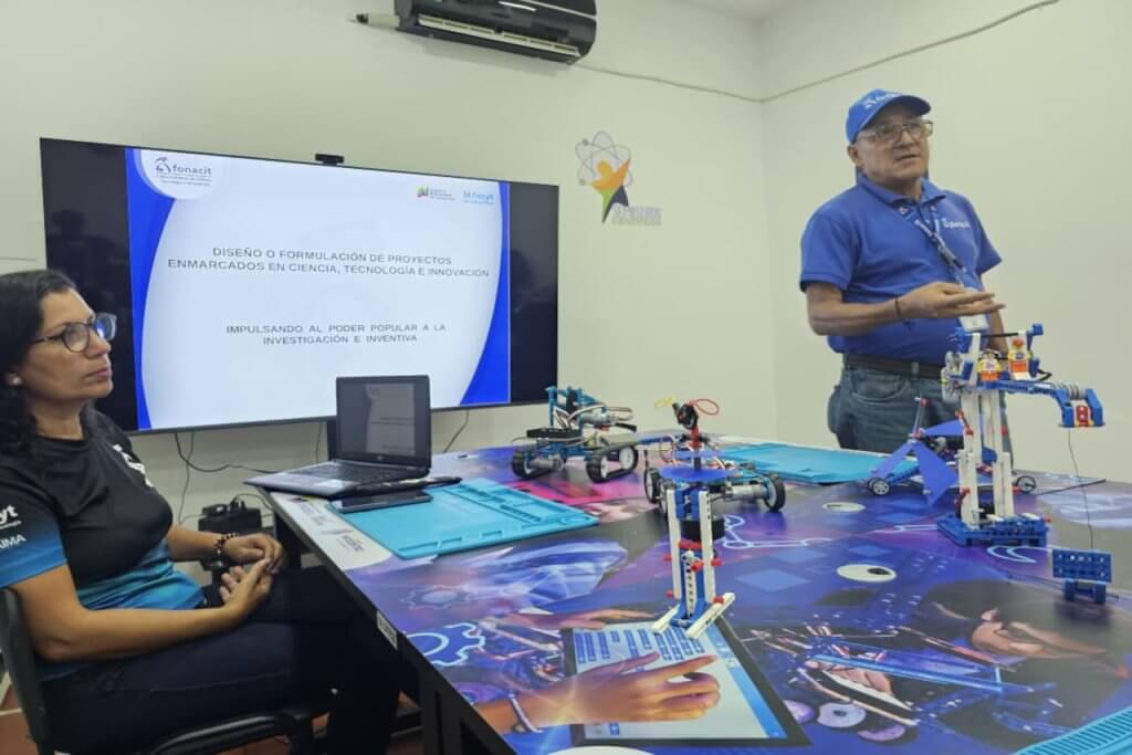 El Fonacit promueve jornadas de formación en comunidades organizadas de La Guaira